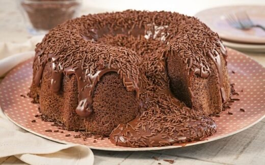 BOLO VULCÃO DE BRIGADEIRO