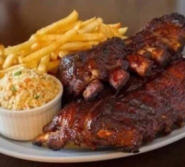 Costelinha de porco com tamarindo