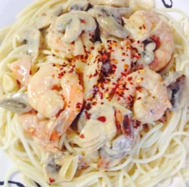 Espaguete ao Molho de Camarão: Uma Experiência Gastronômica para os Sentidos