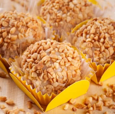 Brigadeiro de Paçoca: A explosão de sabor no seu paladar!